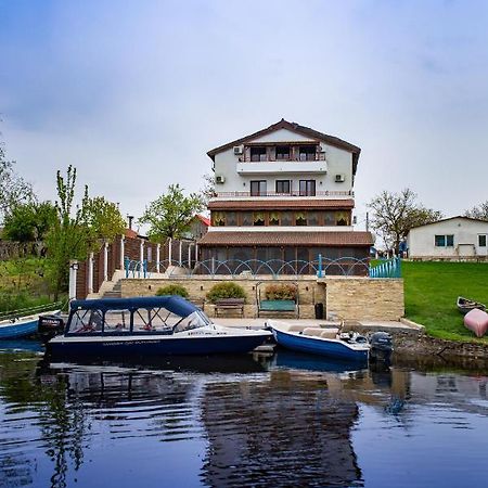 Pensiunea Pestisorul Dunavăţu de Jos Exterior foto